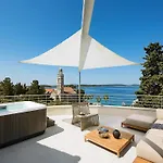 Exclusive Hvar 6 Bedrooms Serenity By The Sea Great Sea Views Βίλα *