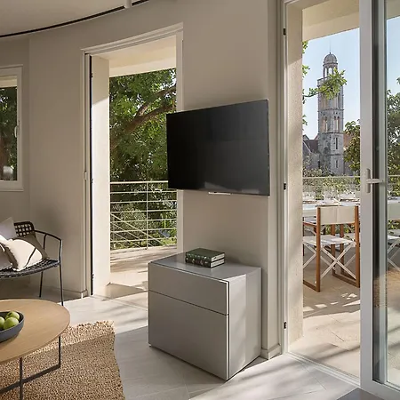 Exclusive Hvar 6 Bedrooms Serenity By The Sea Incredible Sea Monument Views Jacuzzi Vila