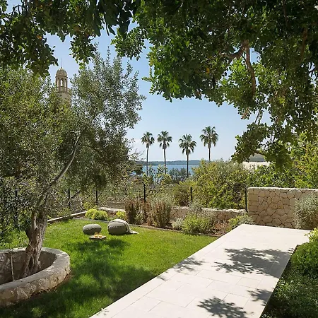 Vila Exclusive Hvar 6 Bedrooms Serenity By The Sea Incredible Sea Monument Views Jacuzzi Hvar Town